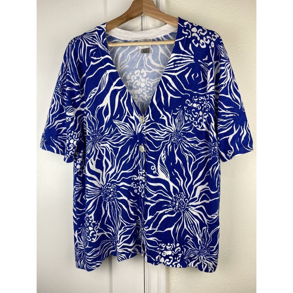 Chico's Women Size 3 Blue & White Floral Short Sleeve Button Up Cardigan Sweater